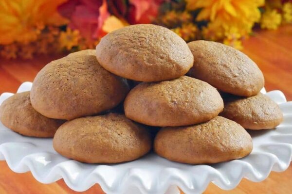 Soft Ginger Cookies, homemade and freshly served