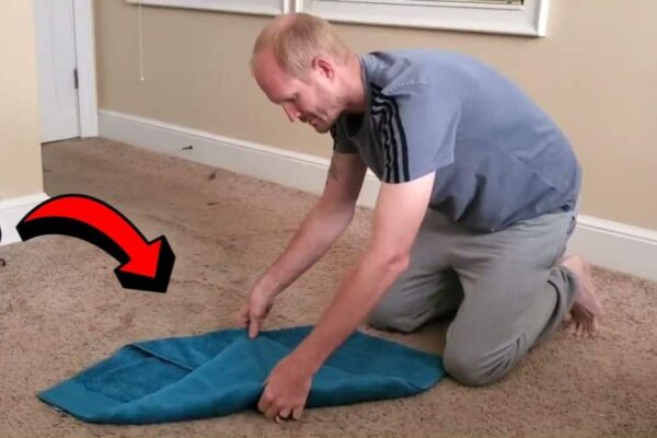 Space Saving Towel Folding Technique