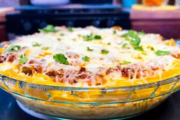 Spaghetti Pie, homemade and freshly served