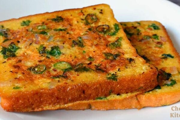 Spicy Bread Omelet Toast, homemade and freshly served