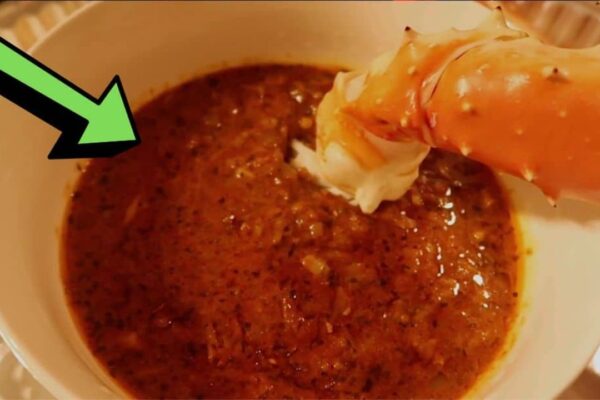 Spicy Butter Seafood Boil Sauce, homemade and freshly served