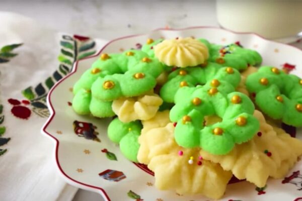 Spritz Holiday Cookies, homemade and freshly served