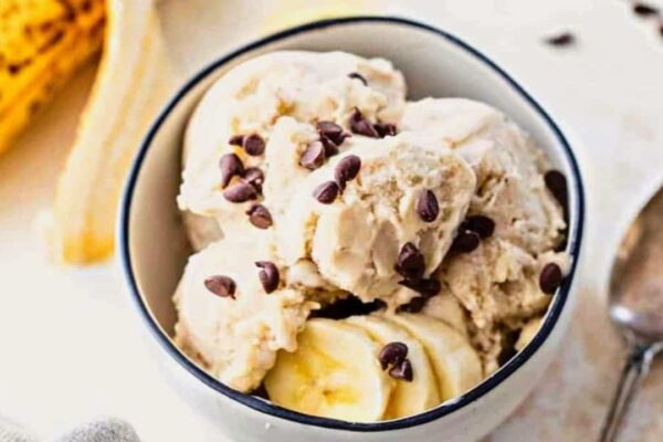 Super Easy Homemade Banana Ice Cream, homemade and freshly served