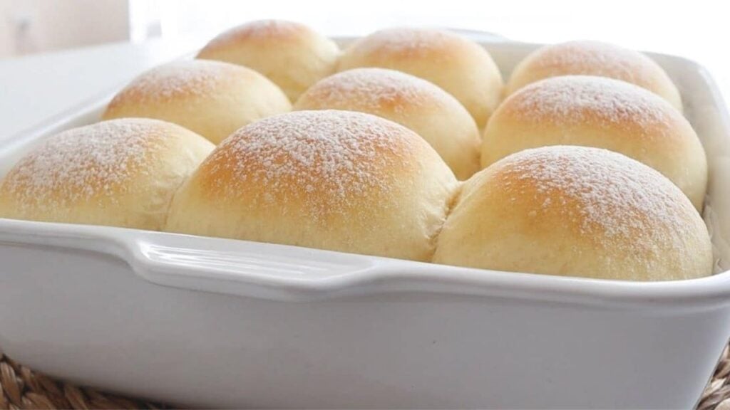Super Fluffy No-Knead Milk Buns