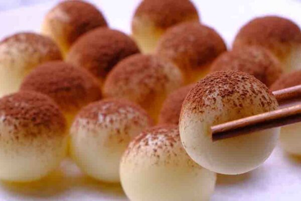 Sweet Milk Balls, homemade and freshly served