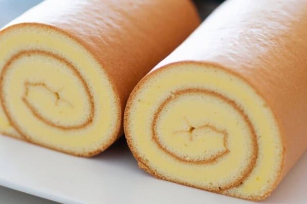 Swiss Roll Cake for Beginners, homemade and freshly served