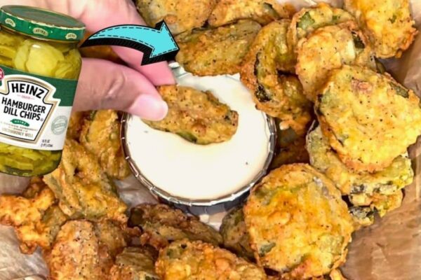 Texas Roadhouse Fried Pickles Copycat, homemade and freshly served