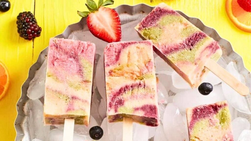 Tie Dye Popsicle, homemade and freshly served