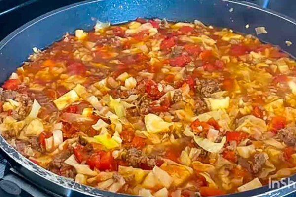 Unstuffed Cabbage Roll Skillet, homemade and freshly served