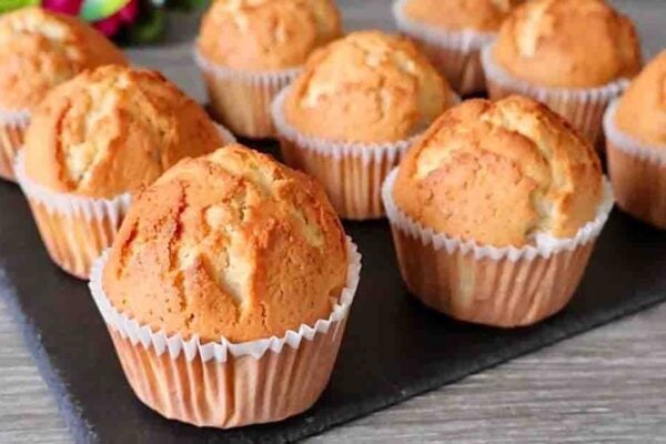 Easy Vanilla Muffin, homemade and freshly served