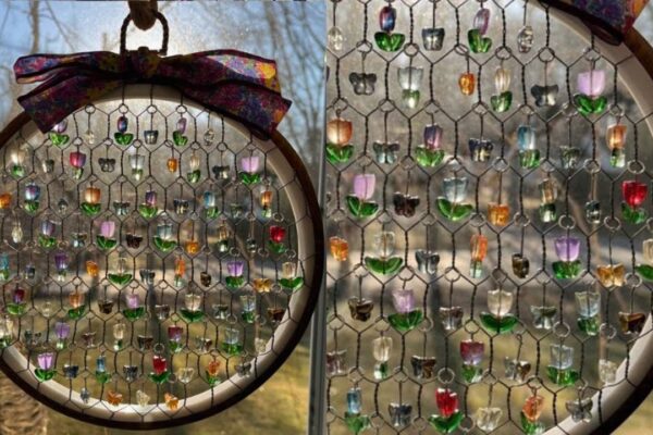 Viral Chicken Wire Suncatcher, homemade and freshly served