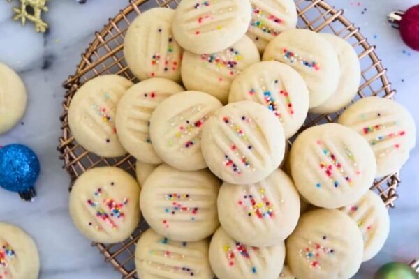 Whipped Shortbread Cookies, homemade and freshly served