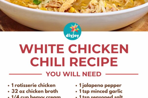 White Chicken Chili, homemade and freshly served