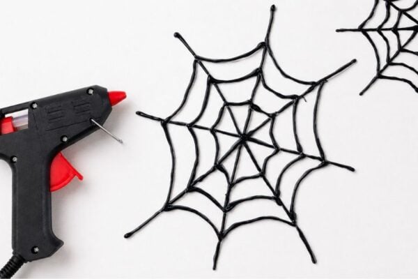 DIY Spider Web Using Hot Glue