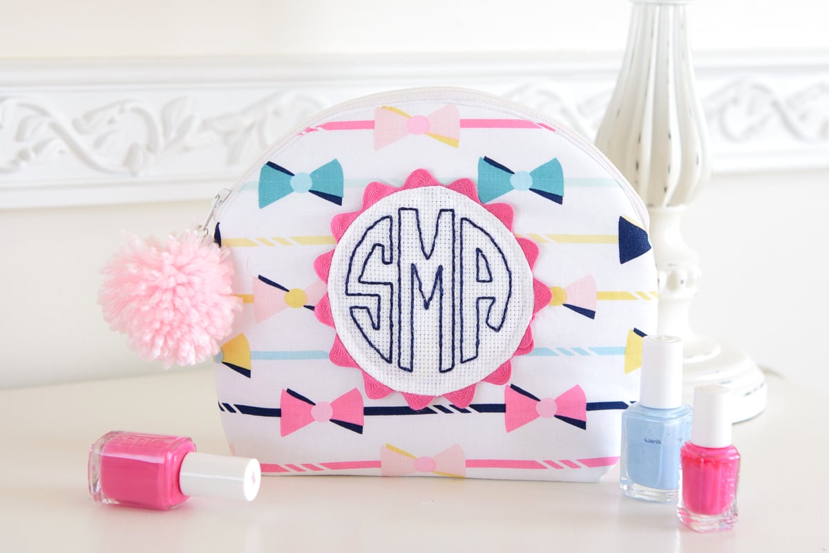 Fabric Scraps | Monogrammed Curved Zipper Pouch Sewing Tutorial
