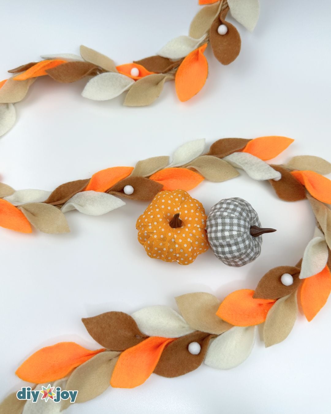 DIY fall leaf garland