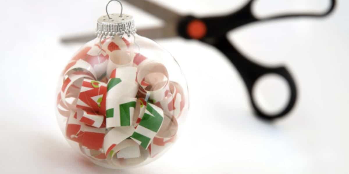 DIY Gift Wrapping Ideas - DIY Curly Wrapping Paper Ornaments - Leftover Wrapping Paper Craft