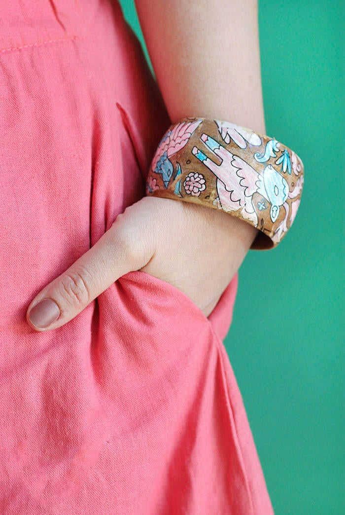 DIY Paracord Bracelet Ideas - Coloring Page Bracelets - Easy Handmade Bracelet Tutorials With Step by Step How To