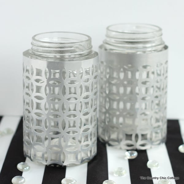 DIY Ideas With Bandanas - Bandana Wrapped Candle Holder - easy no-sew craft project, wrap a jar in a bandana strip for a quick handmade votive holder #diy #crafts #bandanacrafts