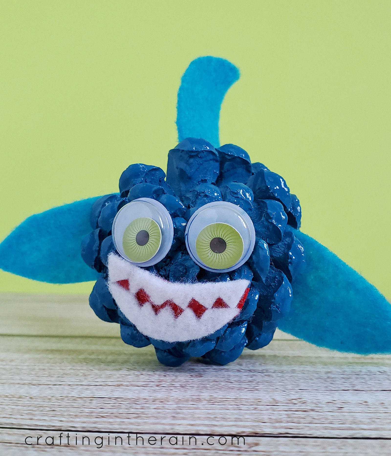 Easy Crafts for Kids - Pine Cone Shark Craft - Fun Ocean Animal DIY for Children - Boys and Girls Love This Cool Craft Project for Indoor Playtime #kidscrafts