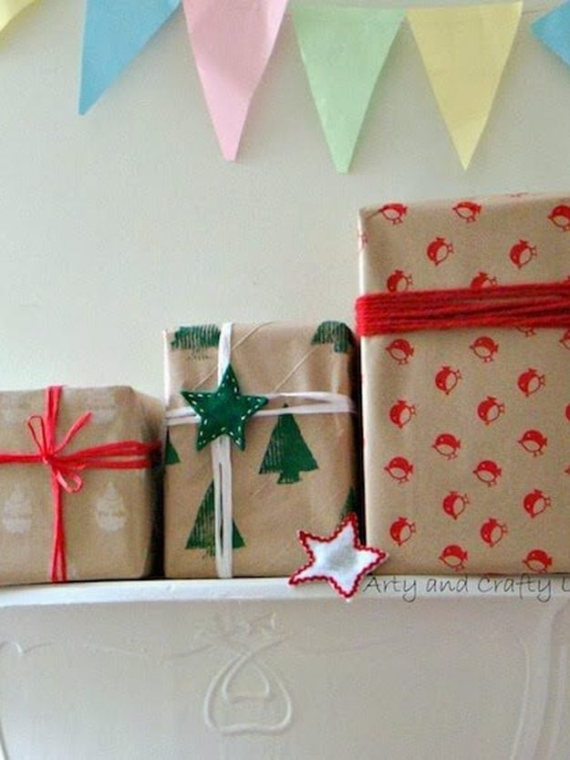 How to Wrap a Gift Wrapping Ideas - Hand-Stamped Wrapping Paper - hand-stamped wrapping paper