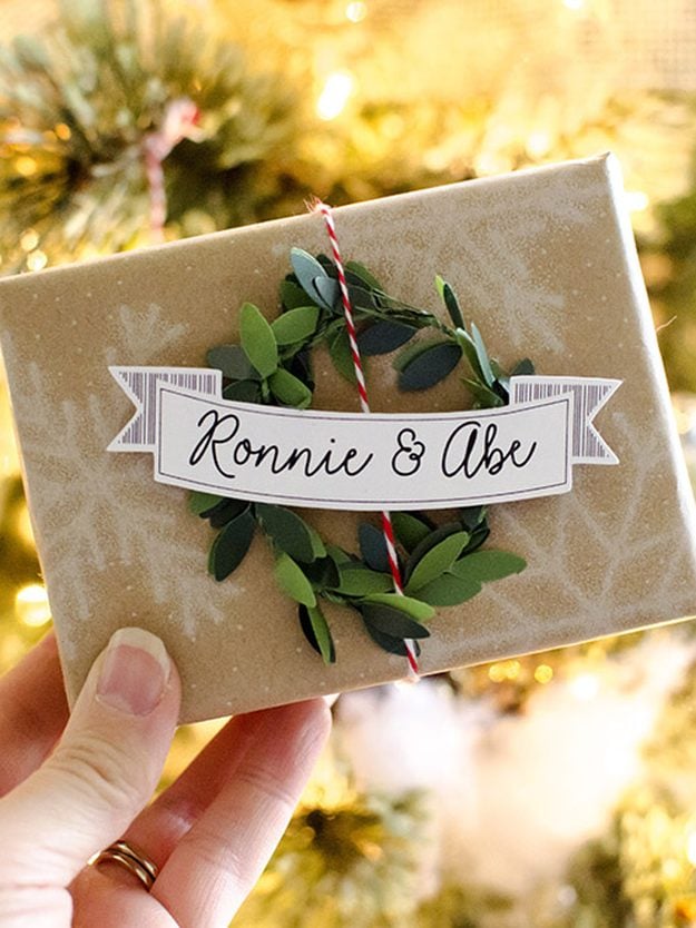 How to Wrap a Gift Wrapping Ideas - Mini Wreath Gift Tags - mini wreath gift tags
