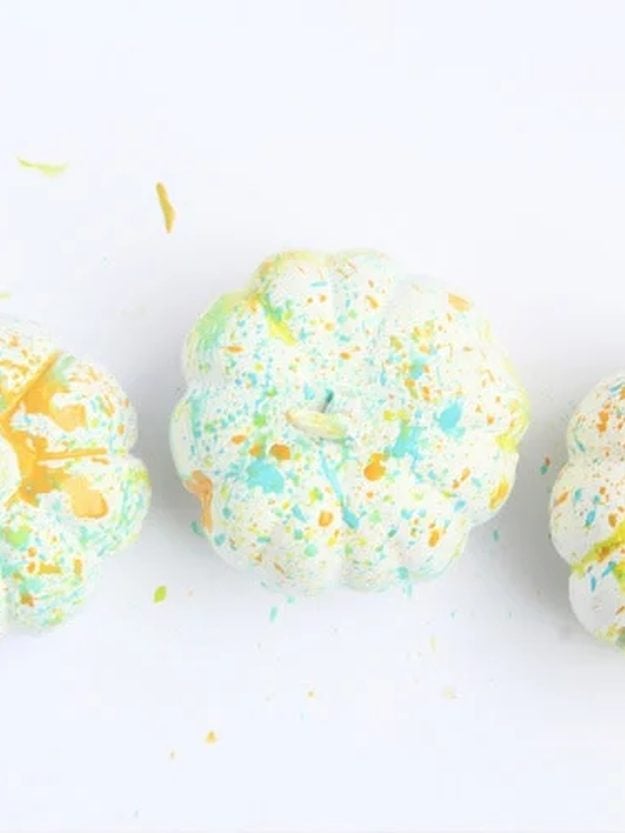 31 Pumpkin Decorating Ideas To Make This Fall - Splatter Paint Mini Pumpkins - Easy DIY Pumpkin Decor Ideas for Home, Yard, Outdoors - Cool Pumpkin Decorating Ideas for Adults and Kids Party, Creative Crafts With Paint, Glitter and No Carve Projects for Halloween 
