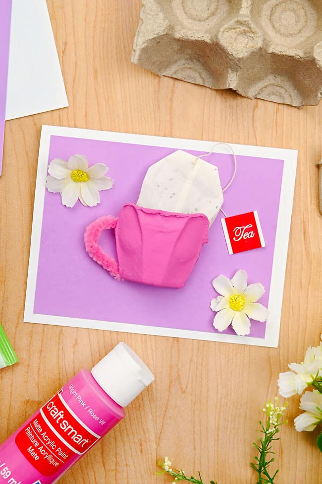Tea Cup Mother's Day Card with Tea Bag Lavender Mother's Day card with a pink painted egg carton tea cup, pipe cleaner handle, real tea bag and white daisies